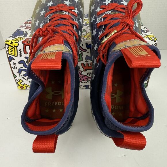 Under Armour Spotlight Lux MC LE USA Stars Men Sz 11 Football Cleats 3025366-100 - Picture 9 of 10